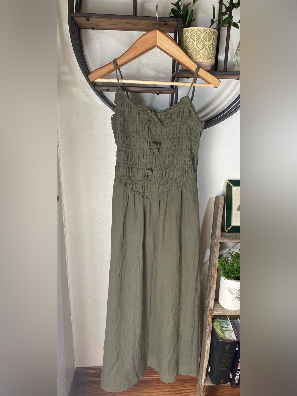 American Eagle Bella Bow Maxi Smocked Bodice Dress in Olive Cottagecore Size S - Picture 6 of 11